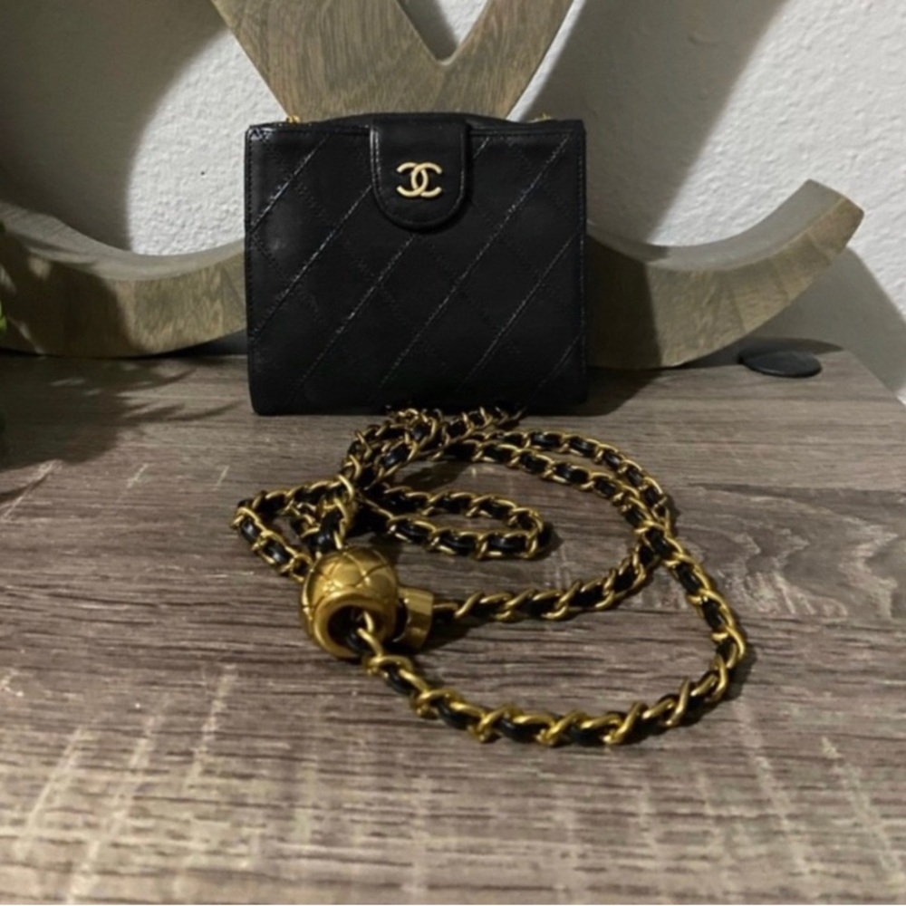 CHANEL Black Quilted Leather Mini Crossbody with Gold Chain - Picture 3 of 12